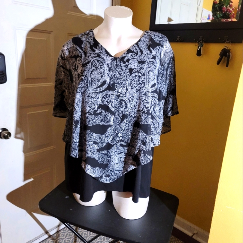 Black-and-white poncho